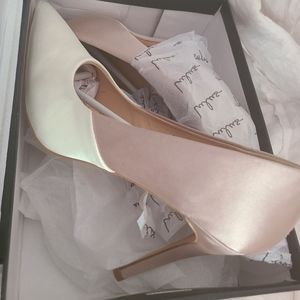 Lulu's White and Champagne Heels, New in Box Size 11